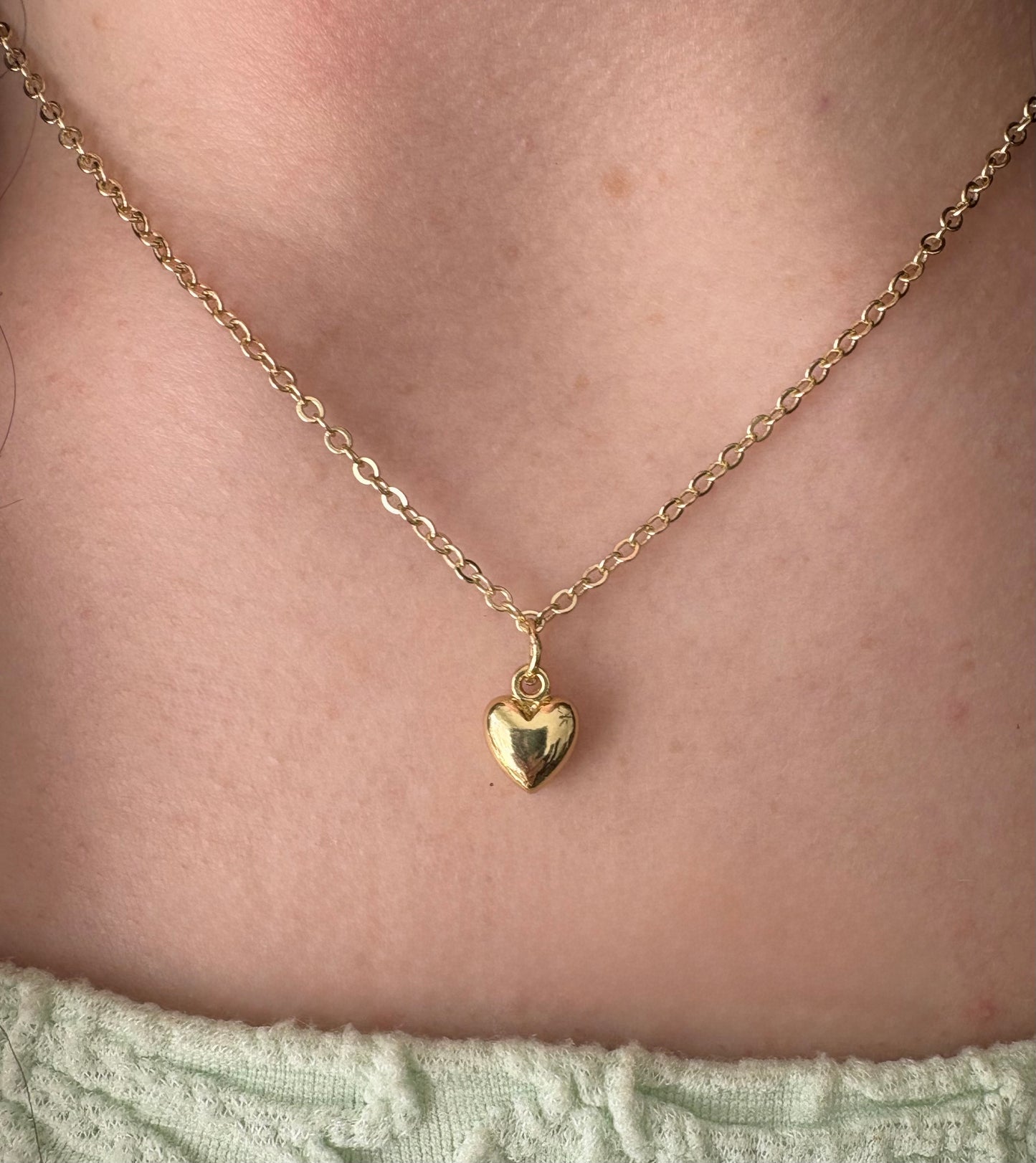 Gold heart necklace