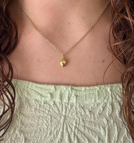 Gold heart necklace